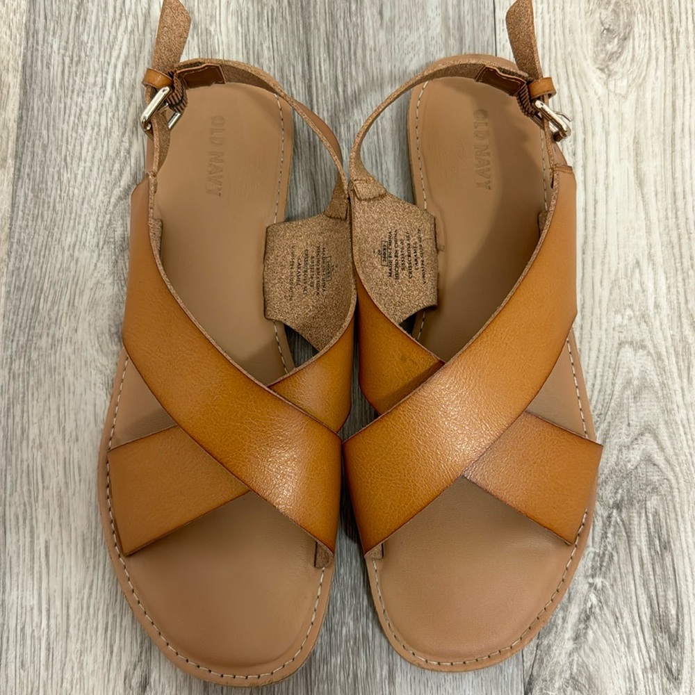 Old navy women’s sandals size 9